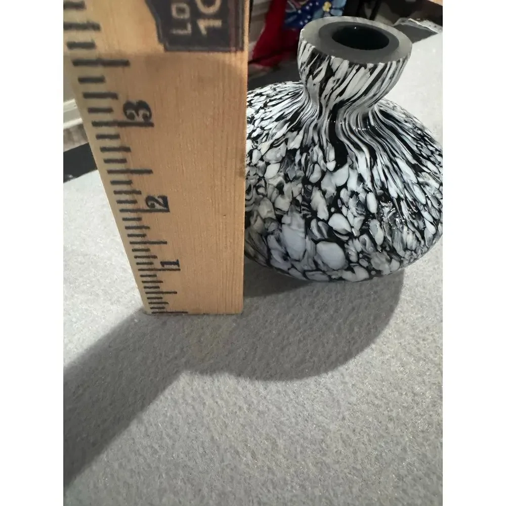 Black White Mini Vase